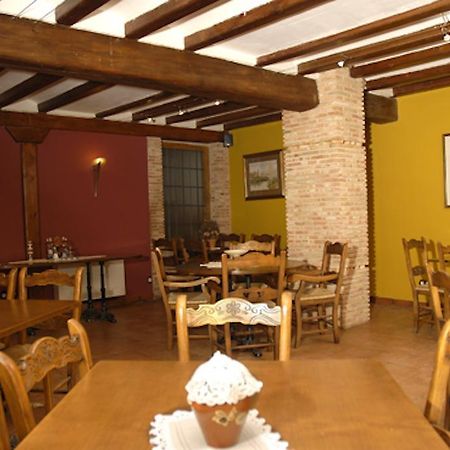 Parador De Santa Rita Molina de Aragon Exterior photo